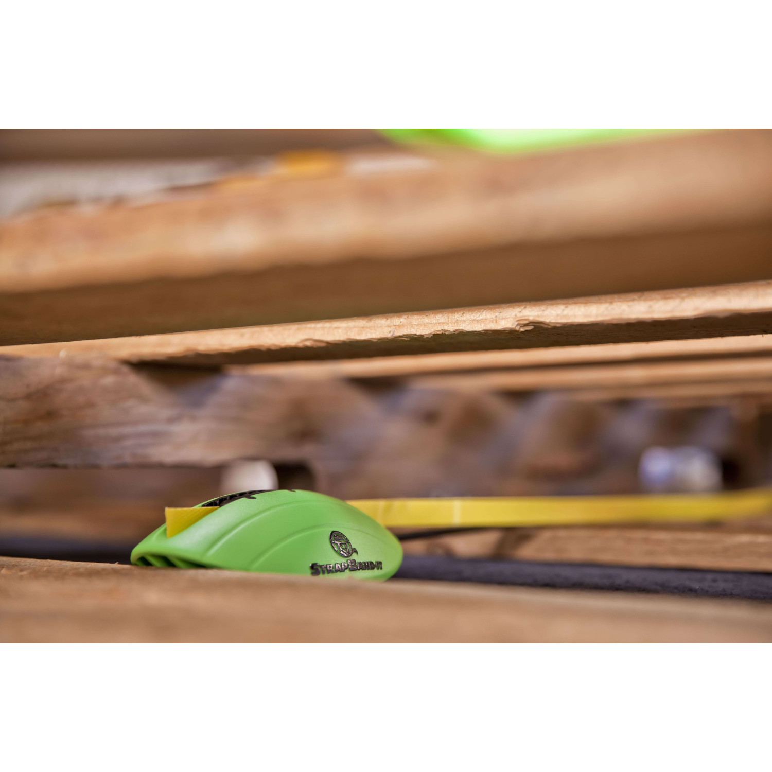 MUL-SB Flexible Pallet Strap Feeder, 71" Length, Eco-Green MUL-SB Flexible Pallet Strap Feeder, 71" Length, Eco-Green 2