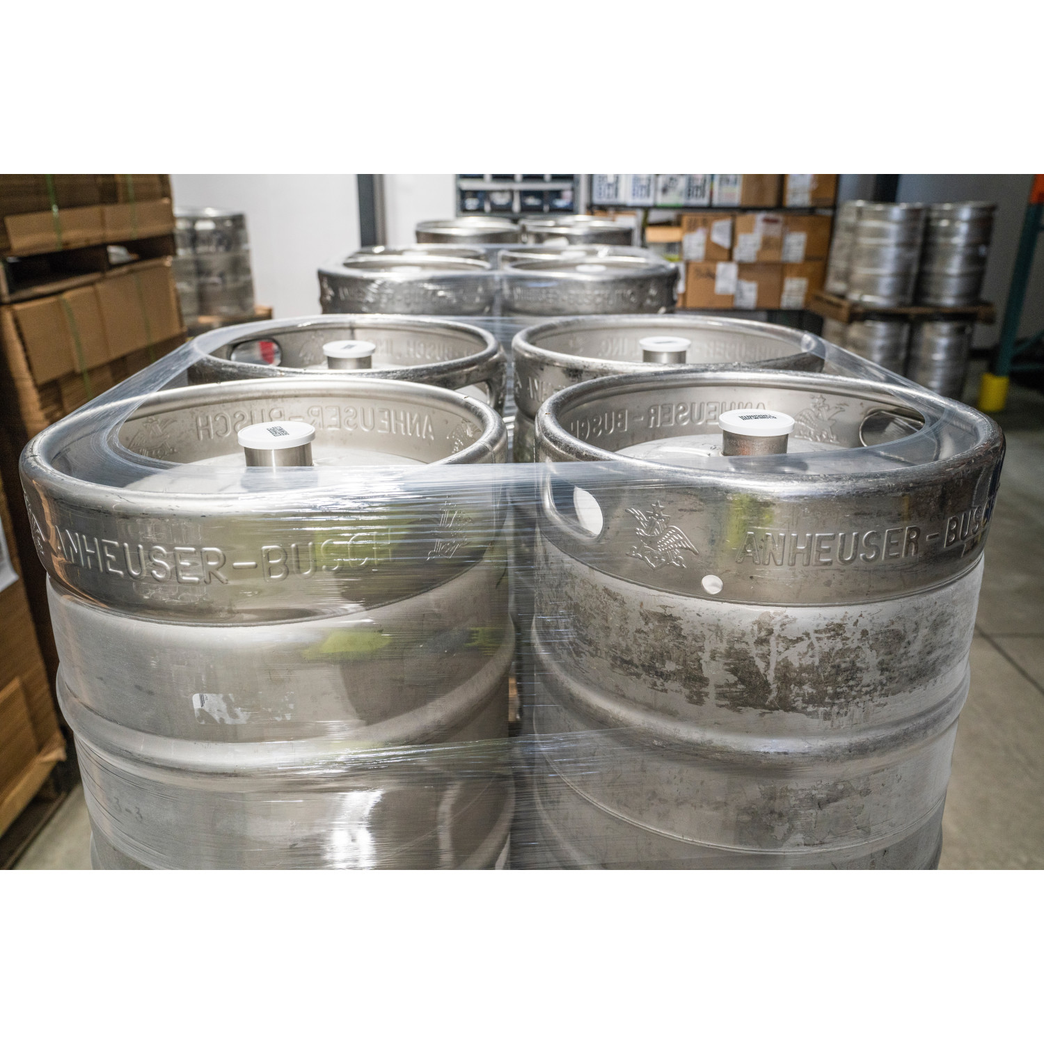 20" x 1000' 80 Gauge Hand Stretch/Shrink Film Roll with Extended Handles, Clear 20" x 1000' 80 Gauge Hand Stretch/Shrink Film Roll with Extended Handles, Clear 7